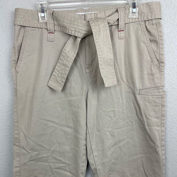 Tommy Hilfiger Jeans Khaki Cropped Pants Size 8 EUC - Picture 2 of 9